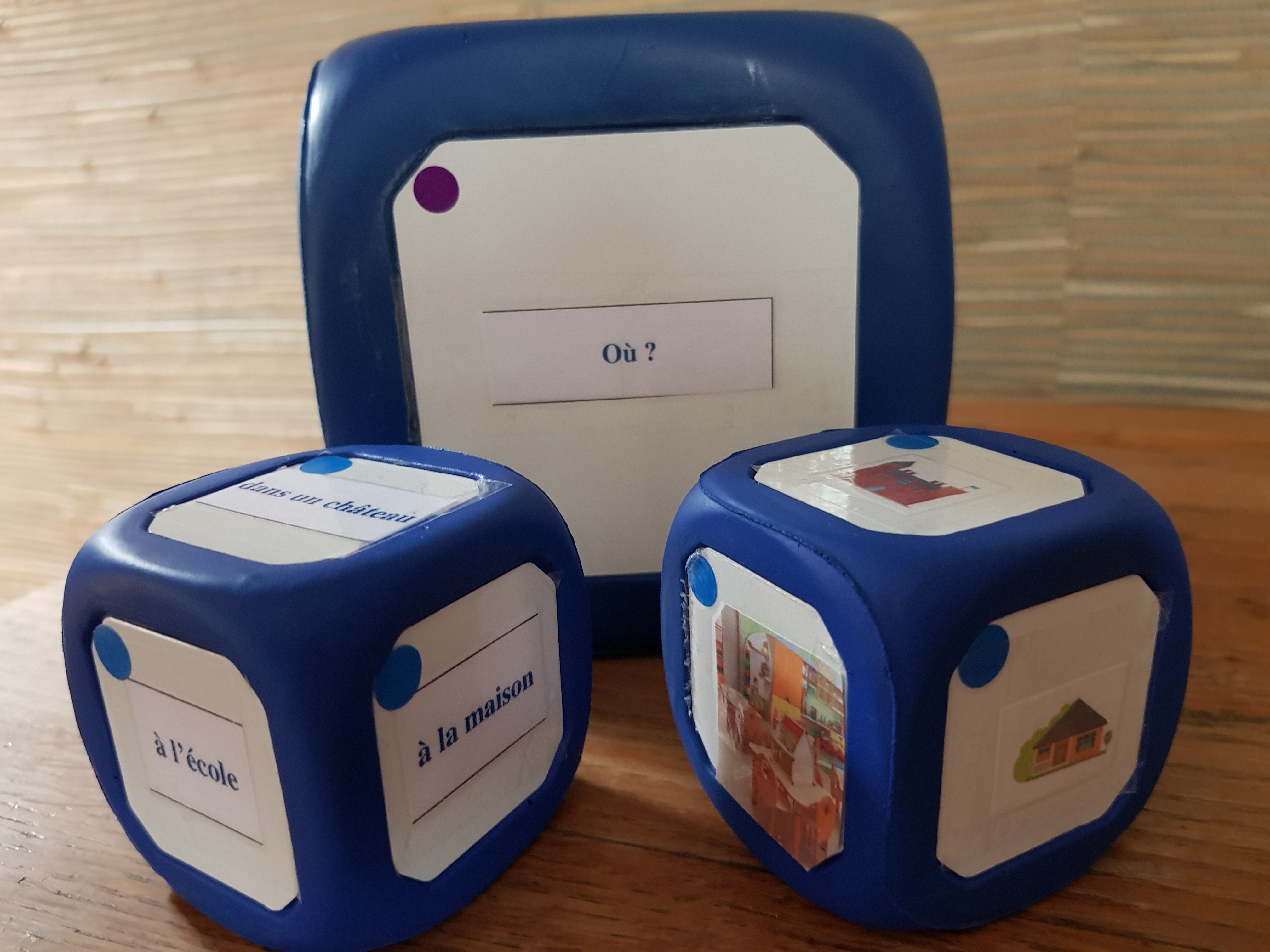 Petits cubes écriture et image